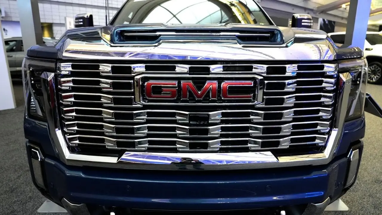 Las acciones de GM Ford Honda y Toyota caen tras aranceles de