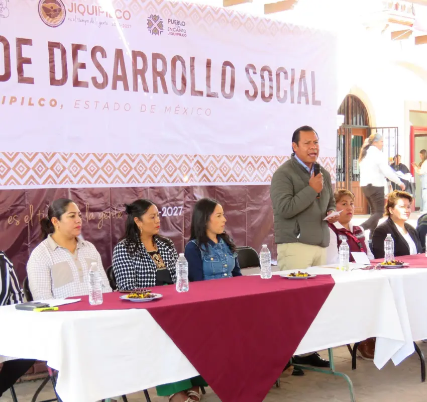 Acercó Jiquipilco acerca trámites y apoyos a la ciudadanía