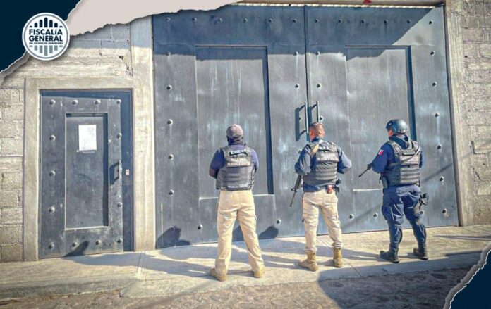 Aseguran armas y detienen a 16 personas tras cateos - Noticias de ...