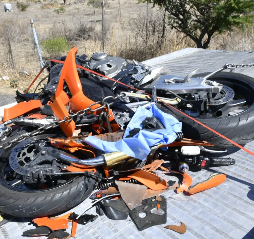 Colisión contra autobús cobra vida de motociclista