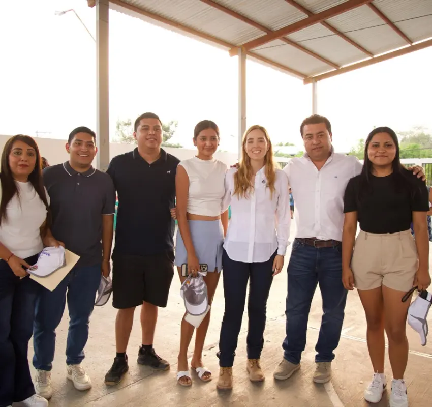 Entrega Sejuve material deportivo en Jalpan