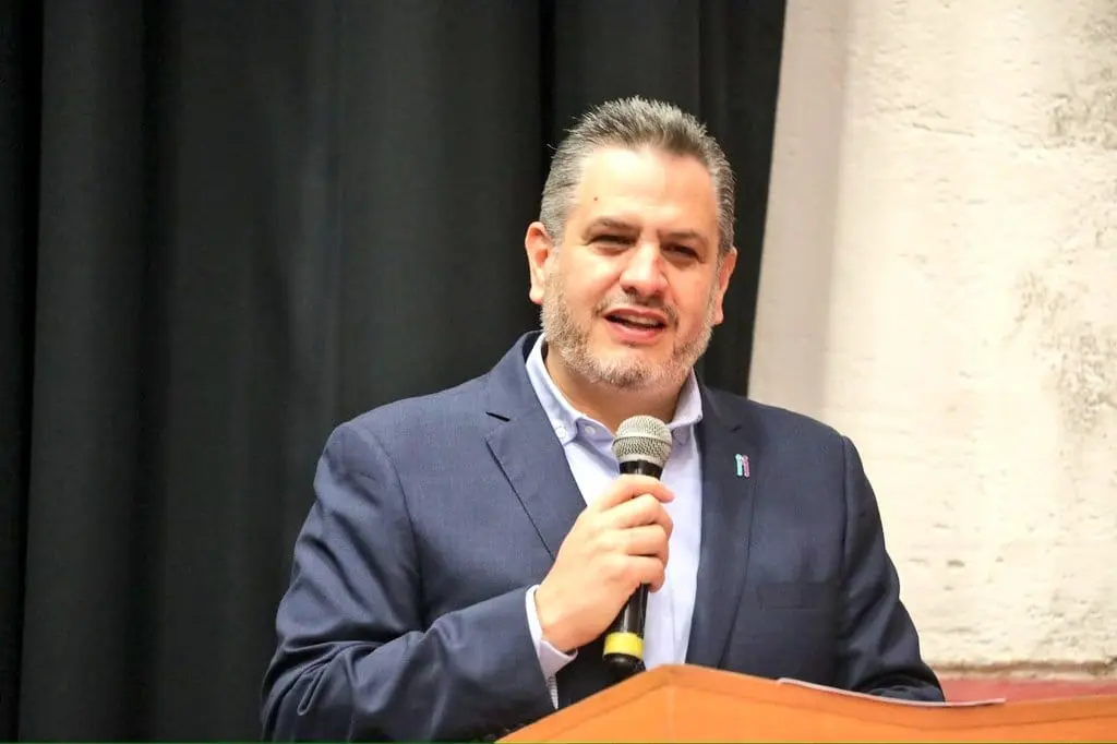 Exdiputado panista ofrece no llevar a militantes a votar por él en