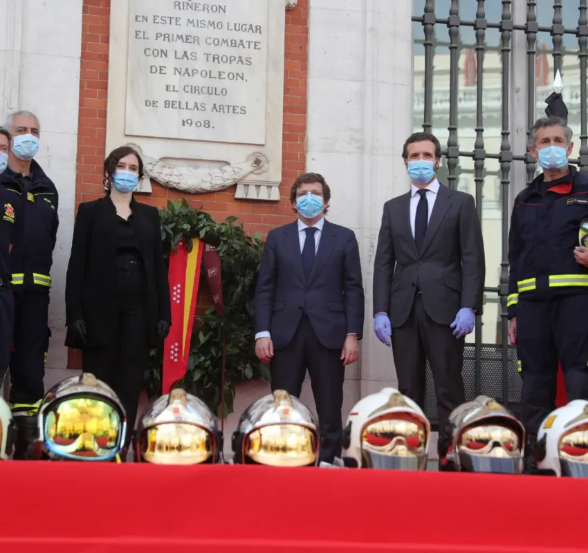 Rinden homenaje a los héroes de la salud caídos en la pandemia de COVID-19