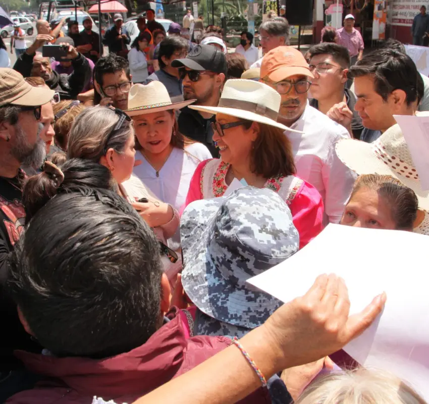 Asfalta Ecatepec avenida Circunvalación Poniente de Jardines de Santa Clara