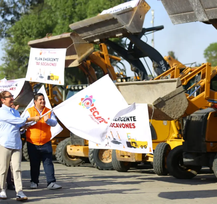 Anunciaron plan para atender socavones en Ecatepec