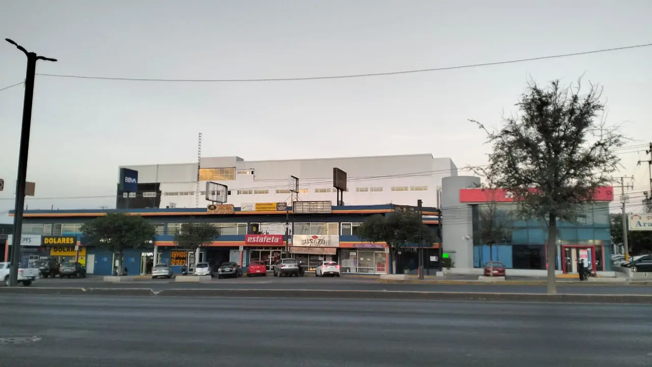 Asaltan a cuentahabiente en una plaza comercial de SJR   Noticias