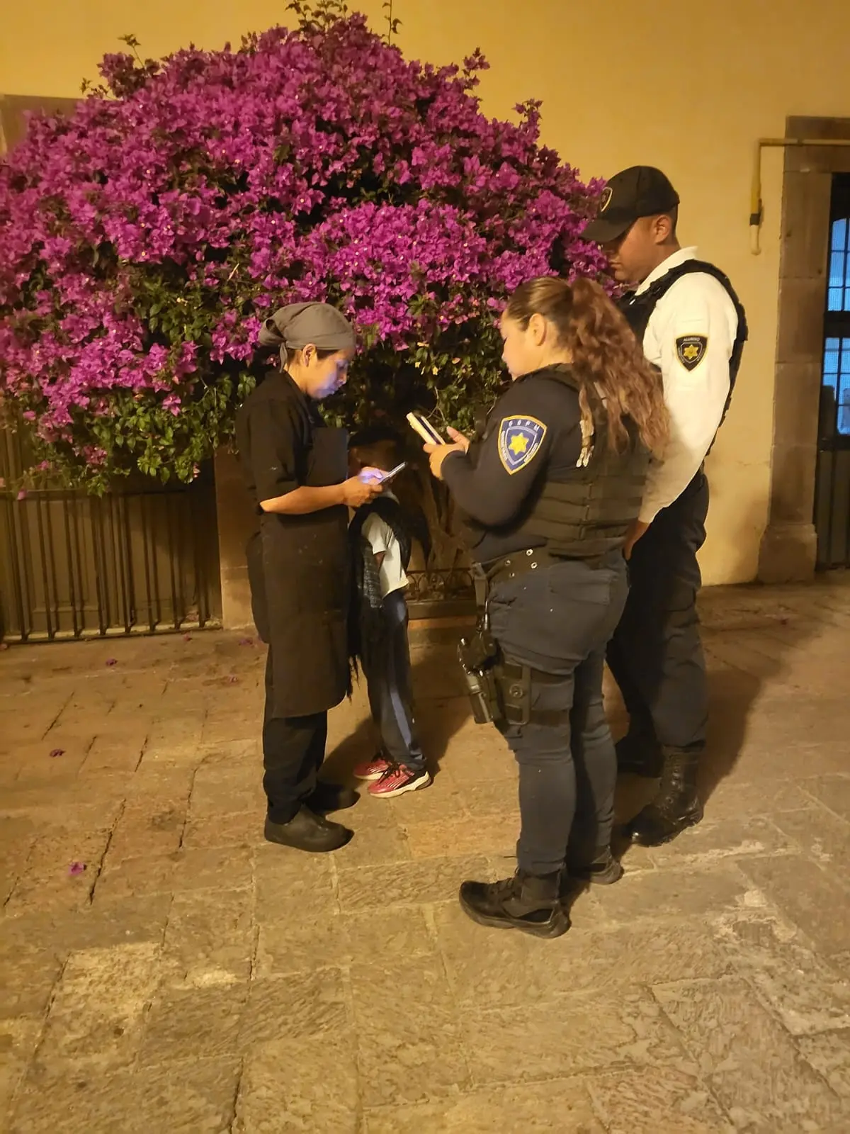 Auxilian a menor extraviado en el centro de la ciudad   Noticias