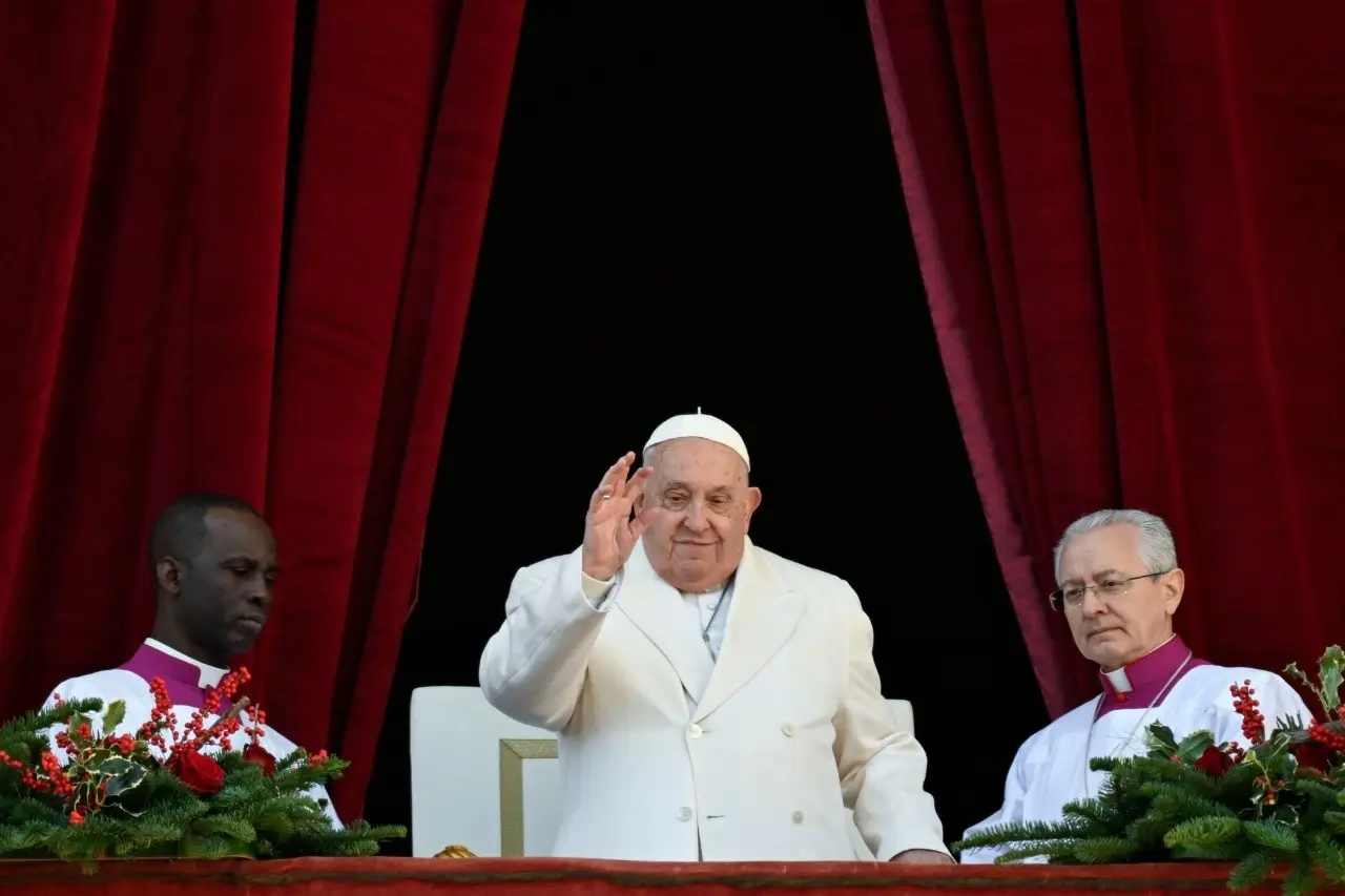 Concluye el pontificado de Francisco Inicia el camino hacia un