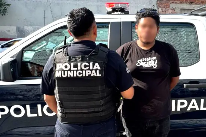 Detienen a dos por robo en el Centro Histórico