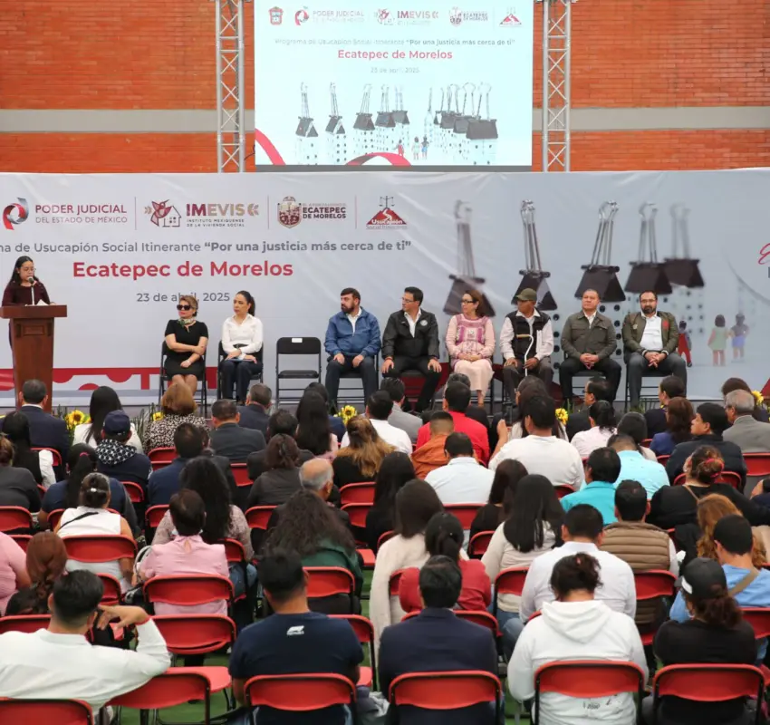 Entregó Poder Judicial sentencias de usucapión social en el Edomex