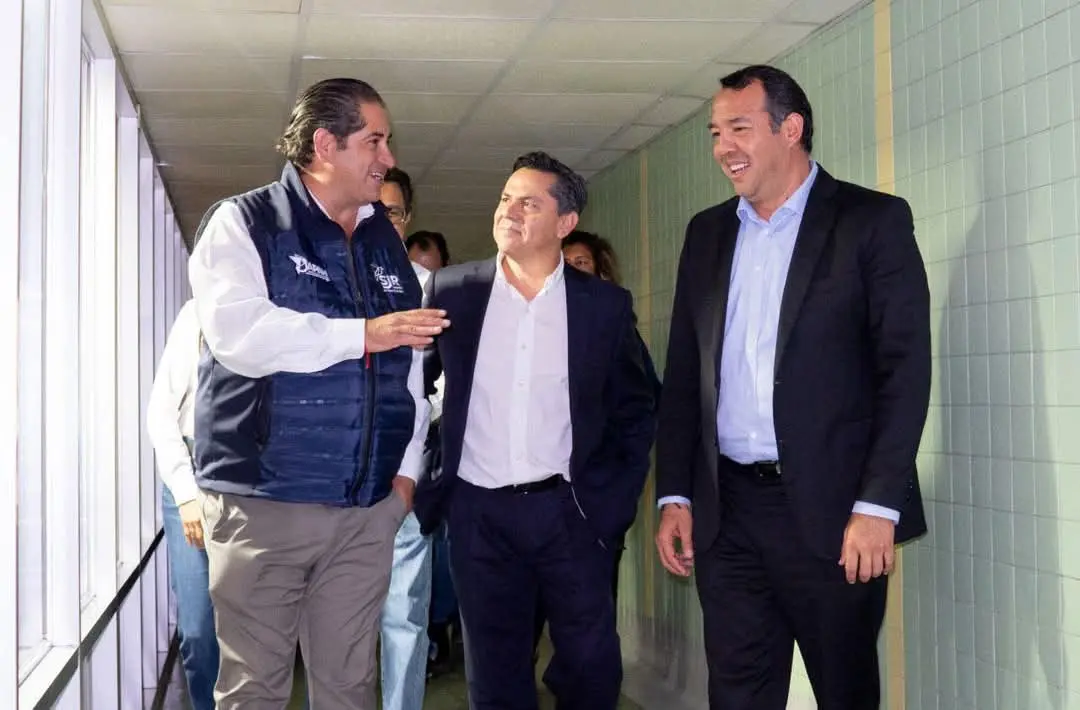 Estrecha sinergia Roberto Cabrera con industria   Noticias de