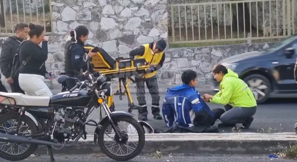 Murió motociclista al derrapar y caer del vehículo  El Heraldo de