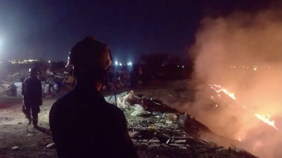 Predio en llamas moviliza a bomberos a Puertas del Sol solo se