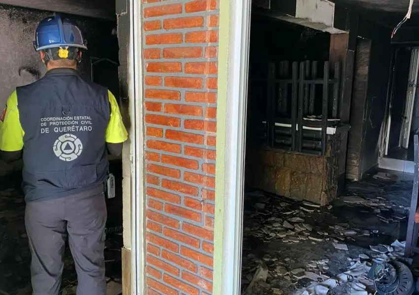 Sofocan incendio en la colonia Lázaro Cárdenas