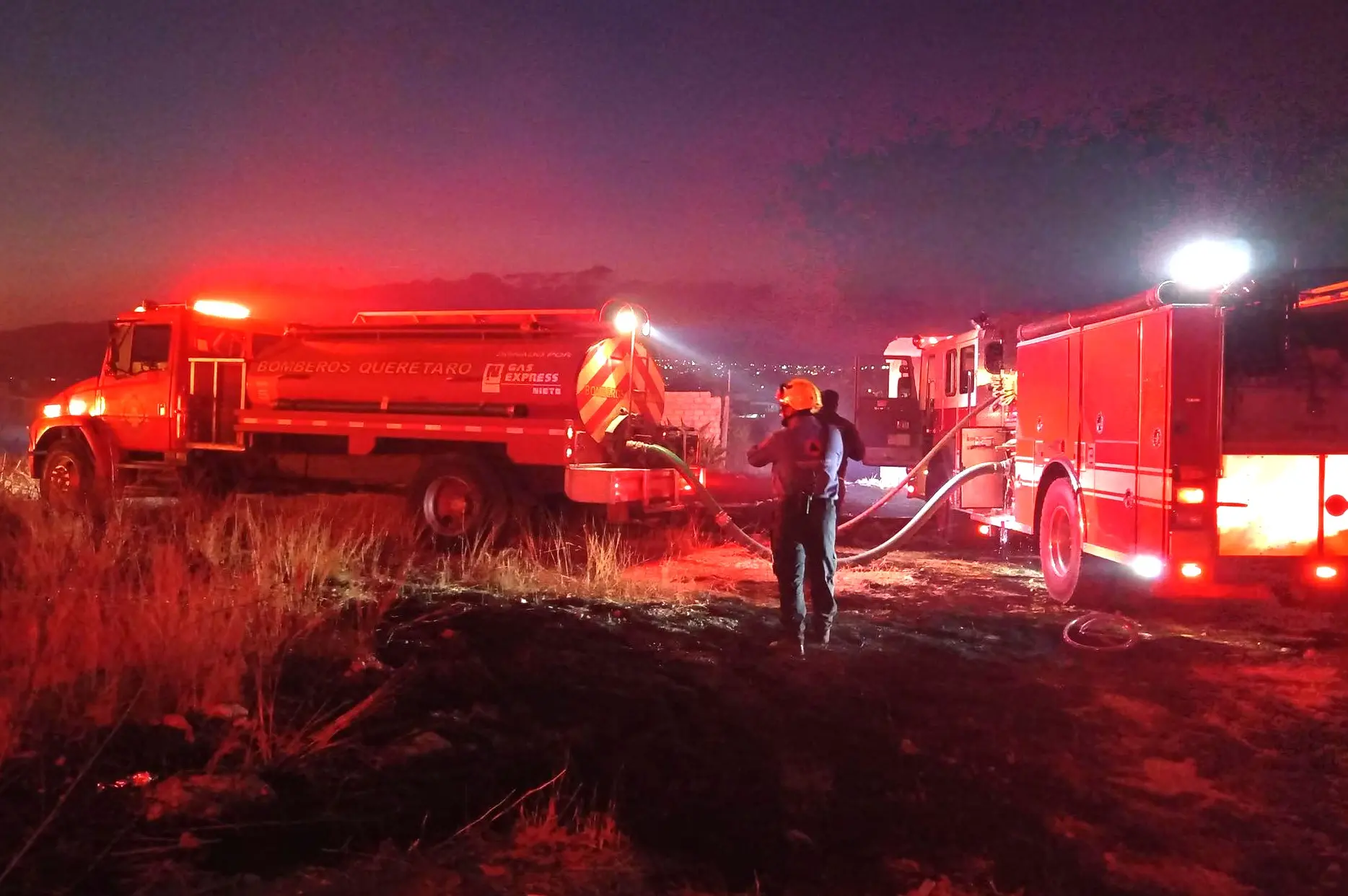 Sofocan incendios provocados en Juriquilla   Noticias de Querétaro