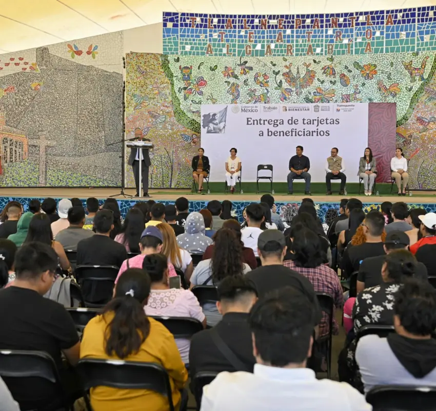 Entregó Raciel Pérez tarjetas de programas para el Bienestar