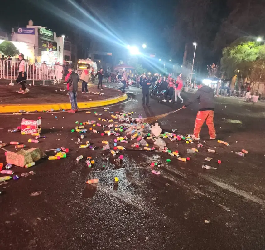 Dejó 35 toneladas de basura festejo del Toluca