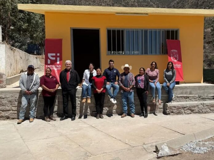 Apoya Facultad de Ingeniería en construcción de aula en secundaría ...
