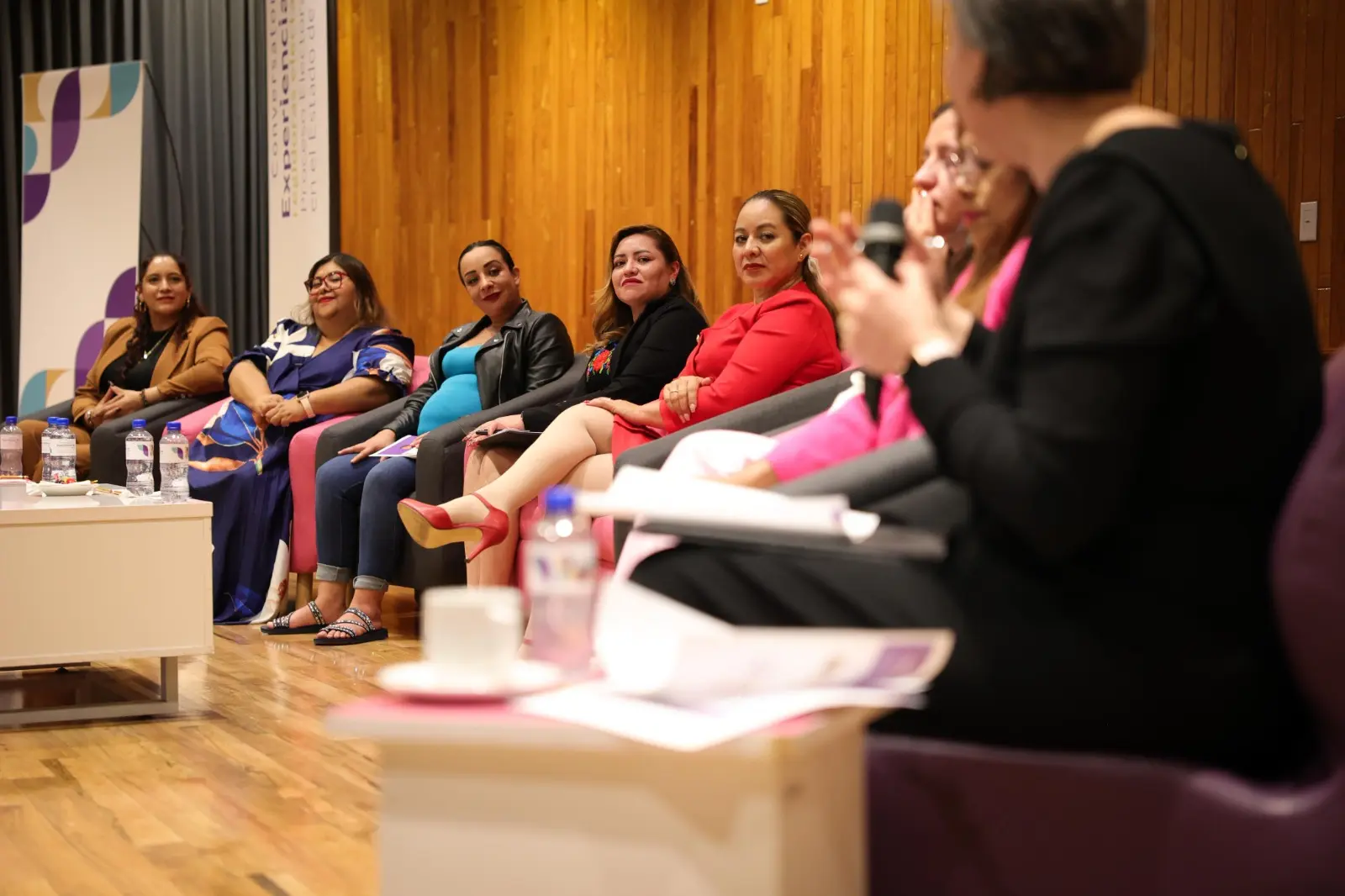 Regidoras comparten en el IEEM experiencias en la vida política