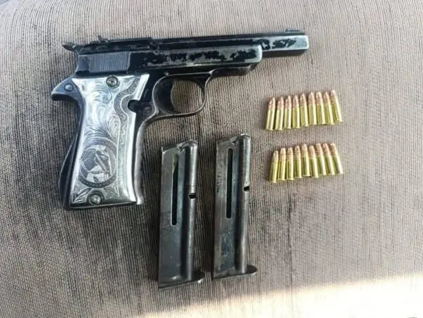 Detienen en Landa a masculino por portación ilegal de arma de fuego a bastecida