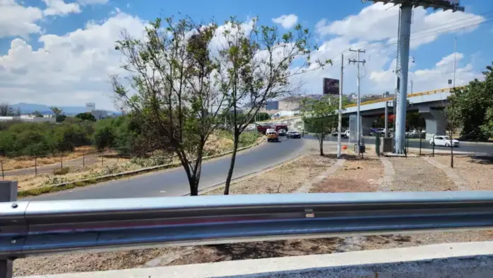 Hallan cuerpo sin vida en drenaje de 5 de Febrero, Querétaro