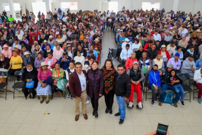 Entregaron apoyos funcionales en Ixtlahuaca - Primero Editores
