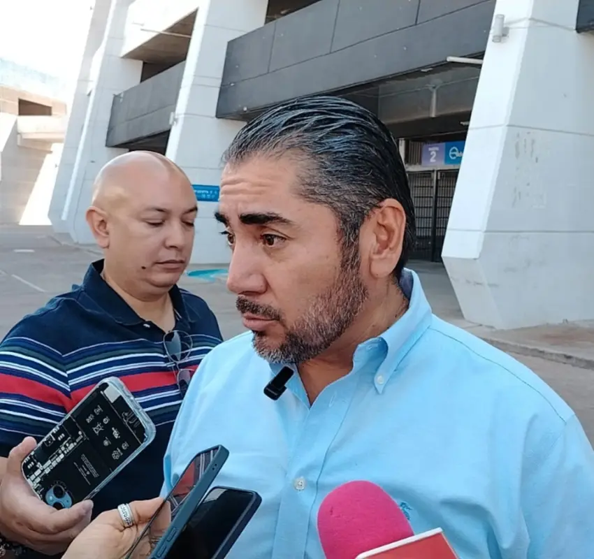 Establecimientos de Mompaní son revisados exhaustivamente: Arreguín