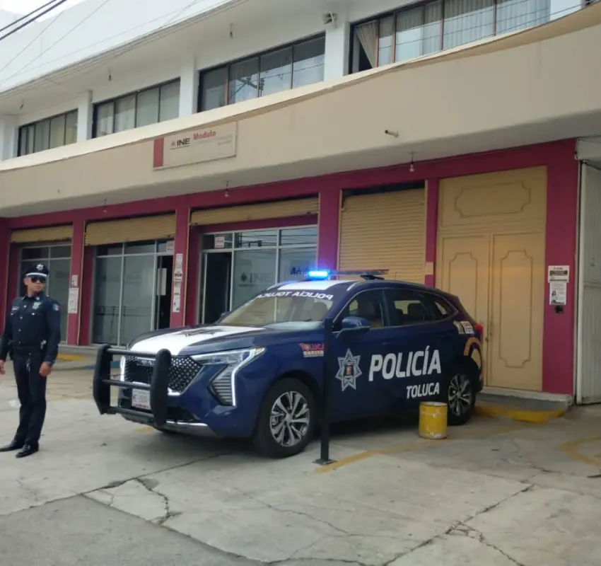 Resguarda Policía de Toluca instalaciones del INE en San Bernardino