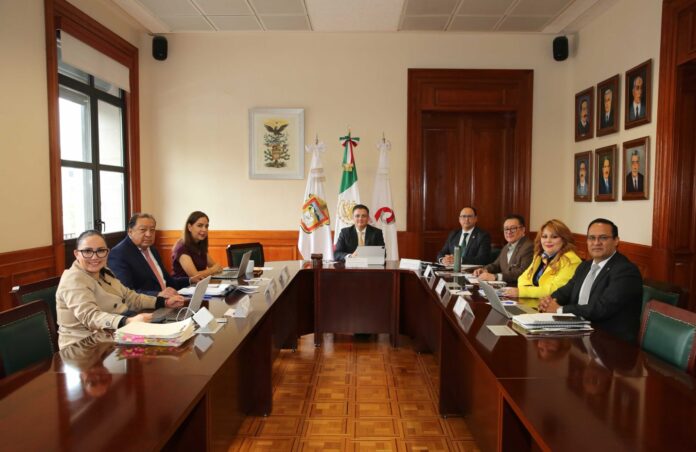Autorizaron acceso de mascotas a edificios judiciales de Edomex ...
