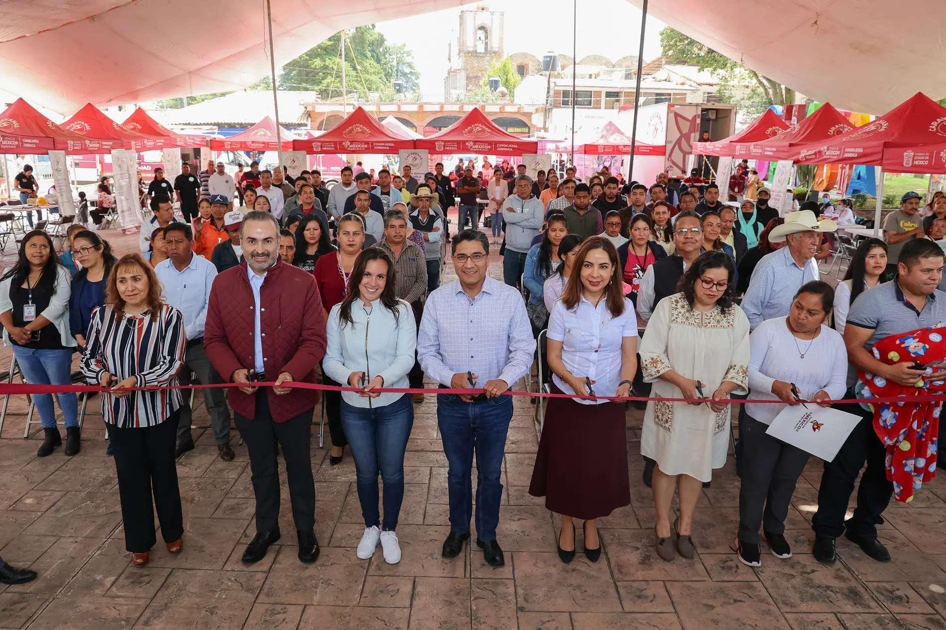 Caravanas por la Justicia Social benefician a 160 mil familias