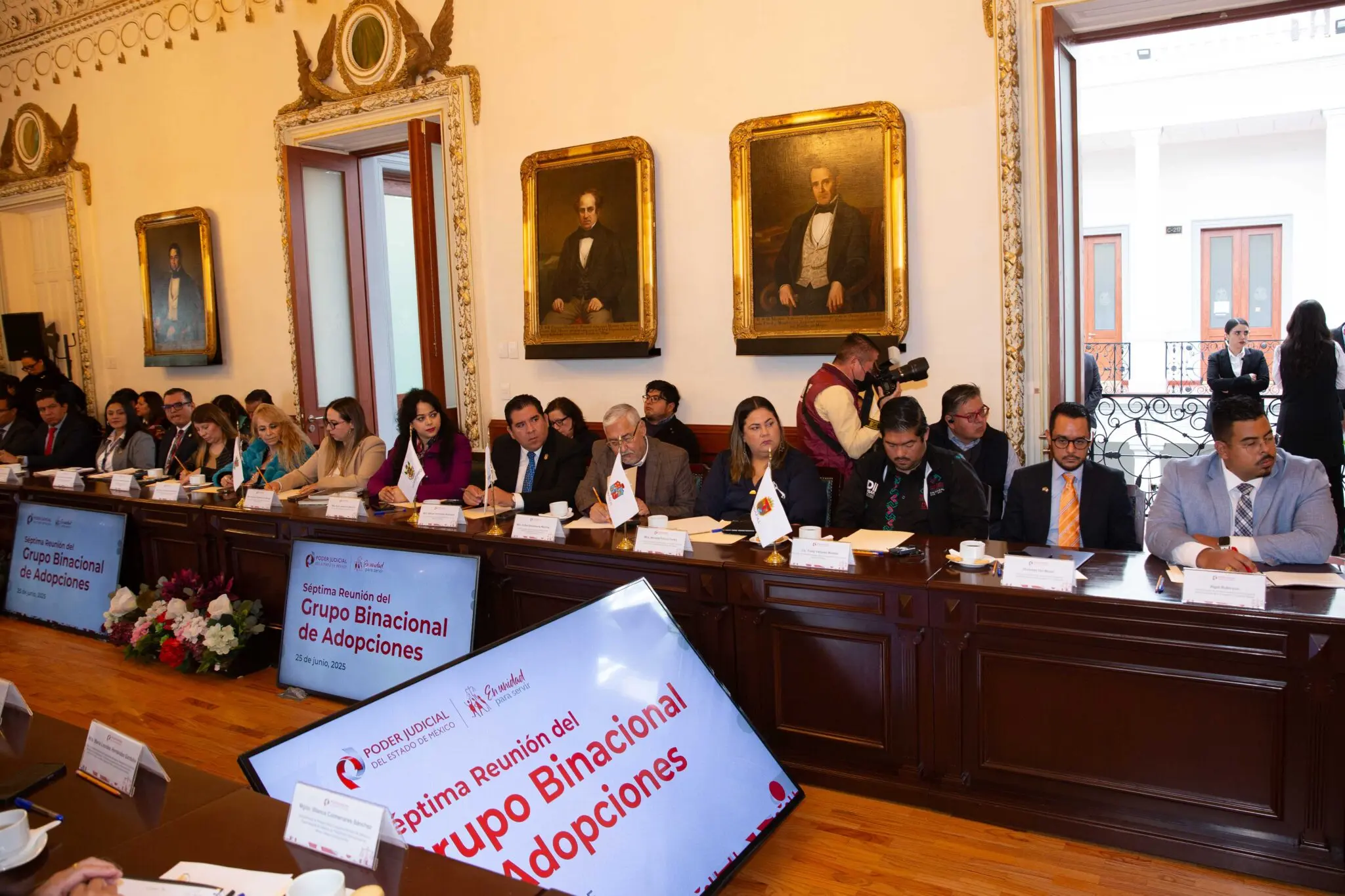 Colaboración binacional para mejorar adopciones PJEdomex