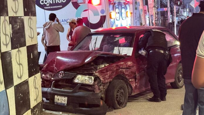 Ebrio choca tras pasarse el “alto” en Paseo Querétaro - Noticias ...