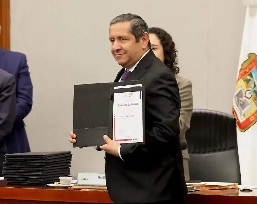 IEEM entregó constancias a ganadores de elección judicial