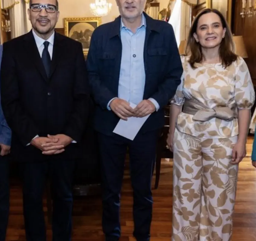 Proyectos En puerta Recibe MKG a Sergio Loureiro,  vicepresidente global de AWS
