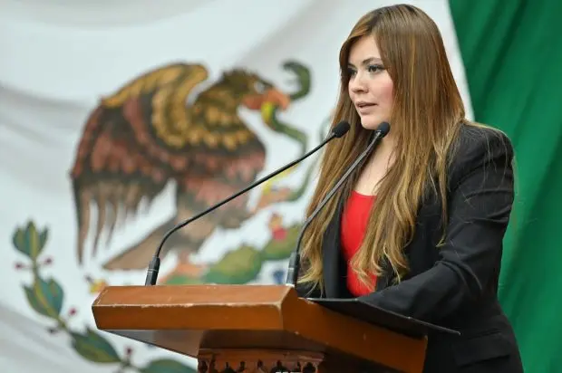 Recibió Congreso iniciativa para extinguir el Infoem
