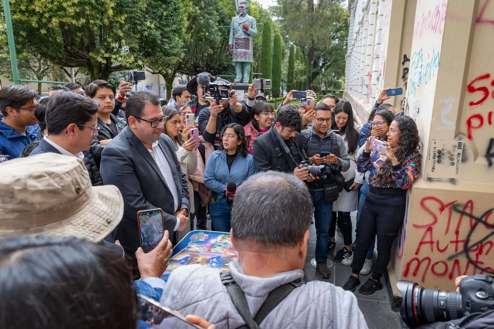 Recibió UAEMéx propuesta de reforma al Estatuto del Enjambre