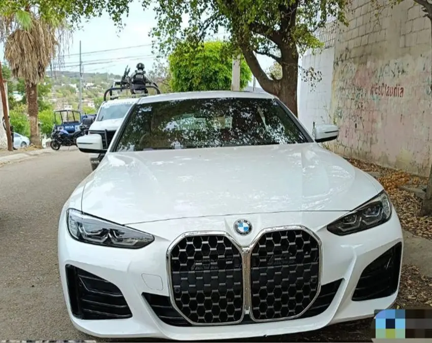 Recuperan BMW robada