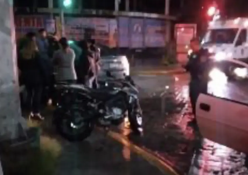 Roban vehículo en el centro, los detienen en Carrillo Puerto