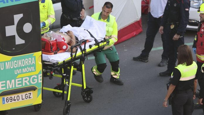Fallece el varón que se arrojó al vacío desde una vivienda de ...