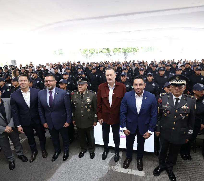 TDEncabeza Gobernador ceremonia de graduación de la primera generación de Policía Estatal y Policías Municipales 2025