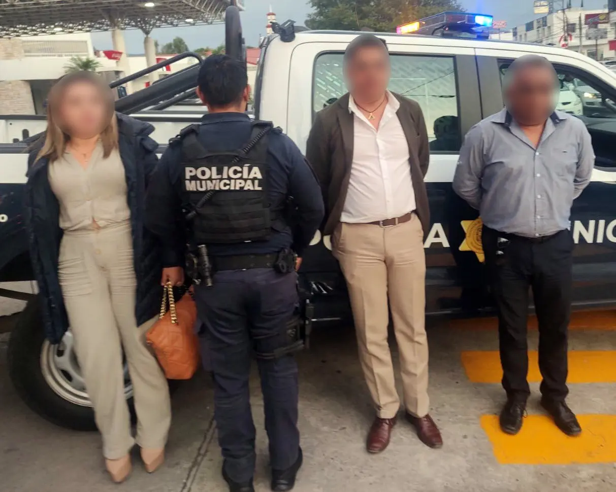 Tres detenidos por robo equiparado de vehículo   Noticias de Querétaro