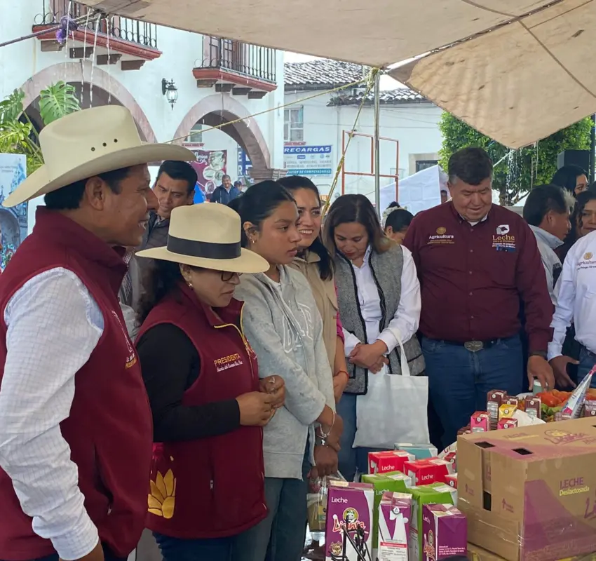 Impulsan desarrollo local con Tercer Tianguis de la Economía Campesina en Jiquipilco