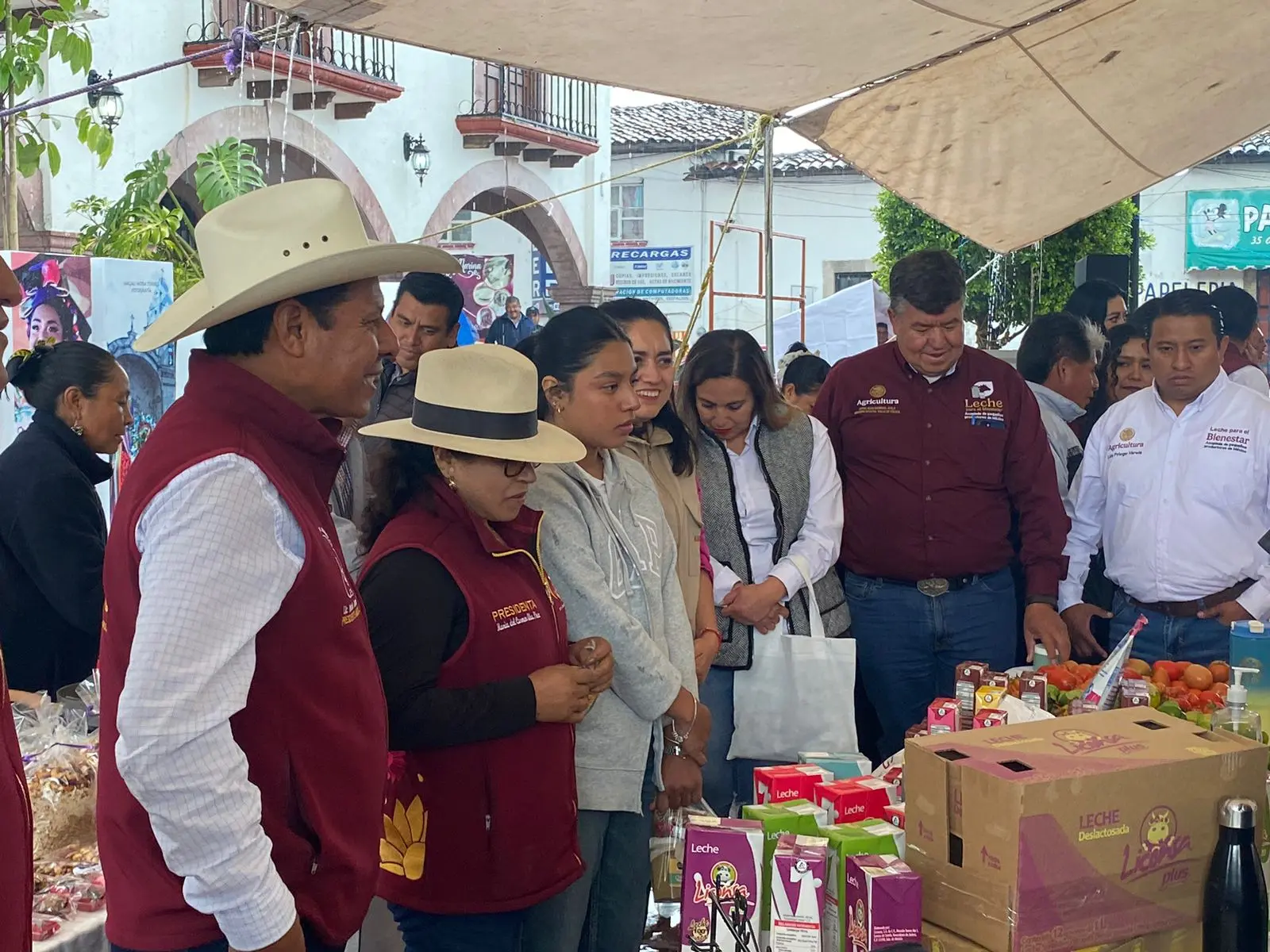 Impulsan desarrollo local con Tercer Tianguis de la Economía Campesina en Jiquipilco |