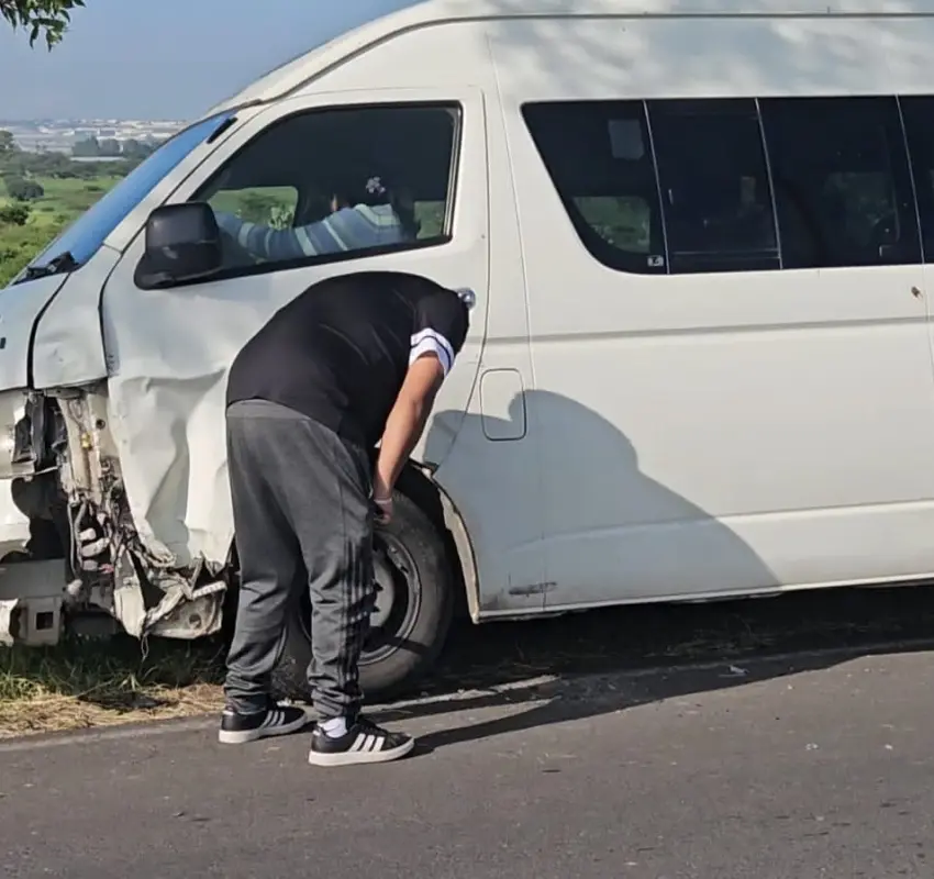 Accidente en camino a Santa Rosa Xajay no deja heridos graves
