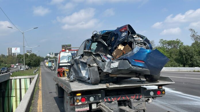 Aparatosa carambola en la 57 - Noticias de Querétaro