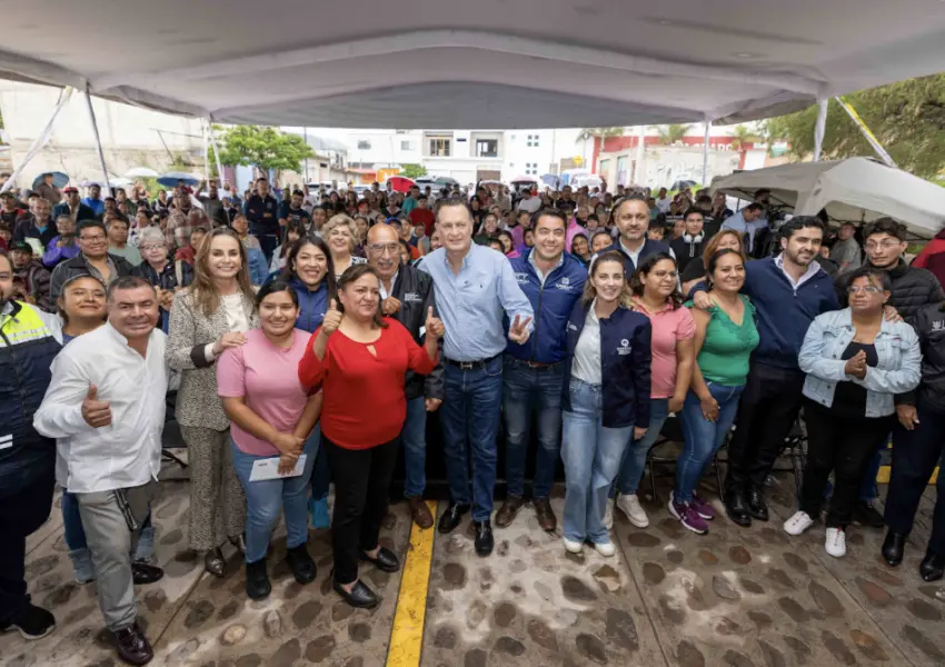 Atestigua MKG rehabilitación de calles en Epigmenio González