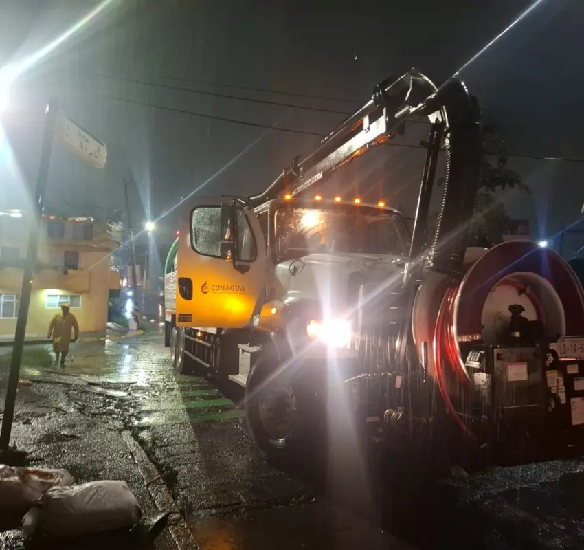 Atiende GEM encharcamientos en 7 municipios mexiquenses