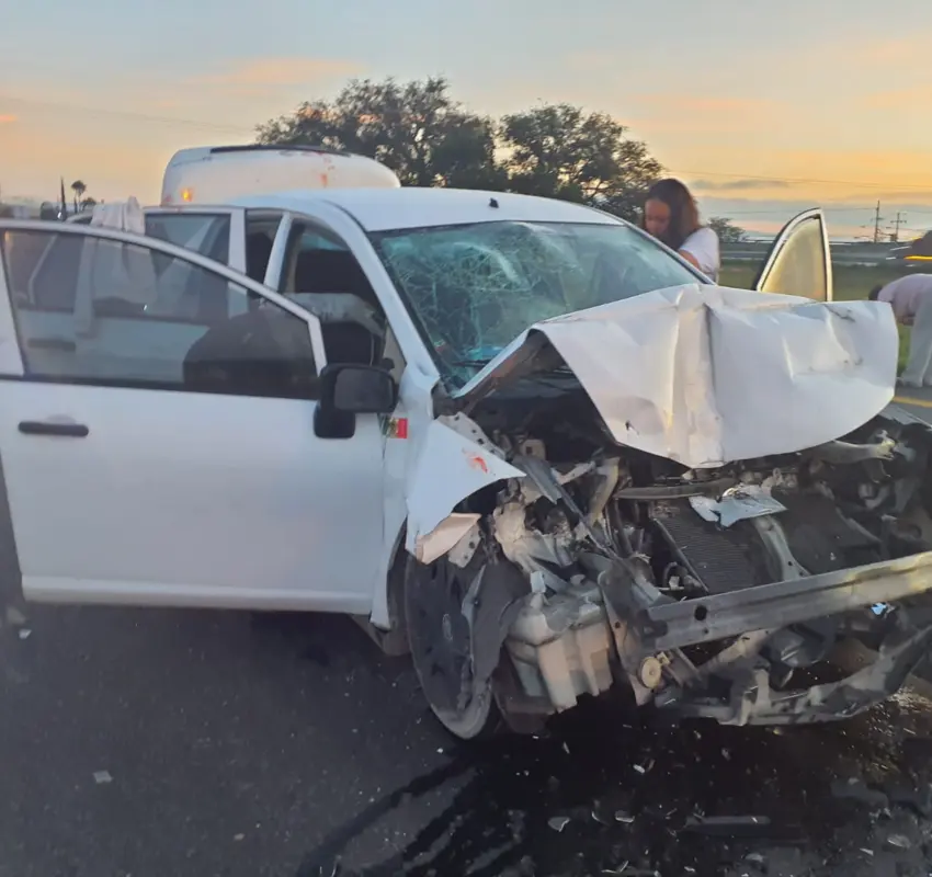 Cinco lesionados en el percance ocurrido en del kilómetro 165, de la autopista federal 57 México-Querétaro