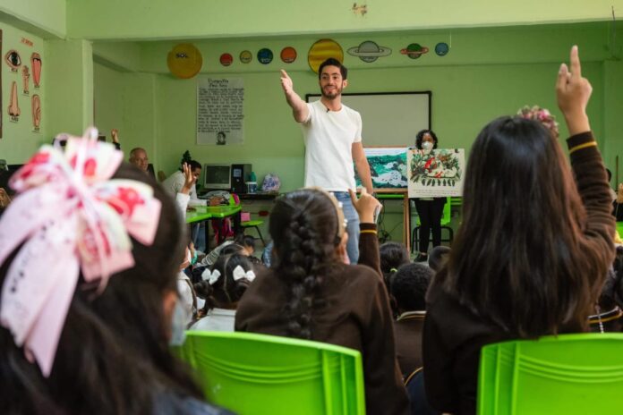 Conciencia ambiental en escuelas mexiquenses: PVEM - Primero Editores
