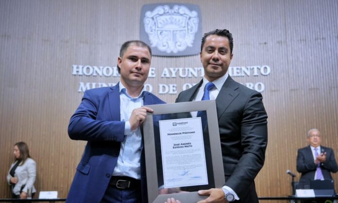 Entrega el Ayuntamiento de Querétaro preseas y homenaje a Andrés ...